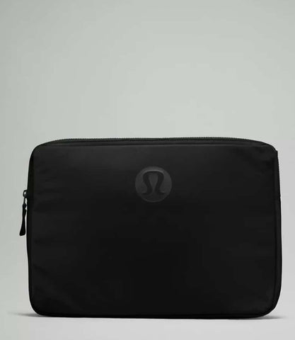 LULULEMON FUNDA LAPTOP PREVENTA