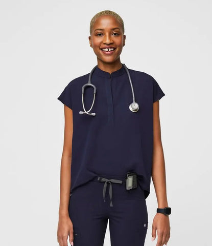 FIGS TRAJE CLÍNICO TOP RAFAELA AZUL MARINO TALLA XS PREVENTA