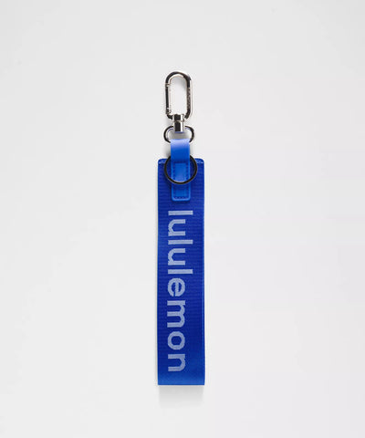 LULULEMON LLAVERO AZUL ELÉCTRICO